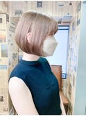 ミニボブボブショート斜めバングプラチナベージュマニッシュボブ