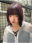 顔周りレイヤーカットくびれヘアミルクティーベージュカラー