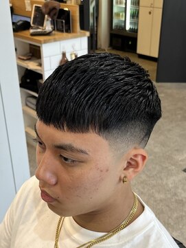 フランクス バーバー ウエストトウキョウ 吉祥寺店(FRANK’S BARBER WEST TOKYO) ミドルスキンフェードクロップスタイルR