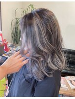 ラフ バイ へアーフリーティー(Laf by Hair freety)&nbsp;大人コントラストハイライト