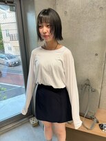 エウペ 渋谷(WEUPE)&nbsp;斜めバング/グレージュカラー/デザインカラー/シルキーベージュ