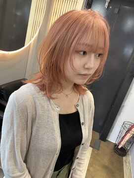 ジゼル 筑紫野(GiseL) ウルフカット、ペールカラー