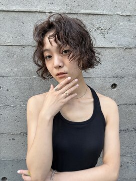 ワク(WAKU) WAKU】ショート/ボブ/パーマ/ブラウンアッシュ