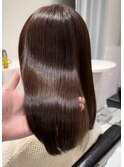 美髪ストレート つやつや髪 ミディアムヘア ブラウンカラー