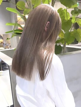 サンクプロジェクト(cinq PROJECT) ミルクティーベージュダブルカラーハイトーンレイヤーカット韓国