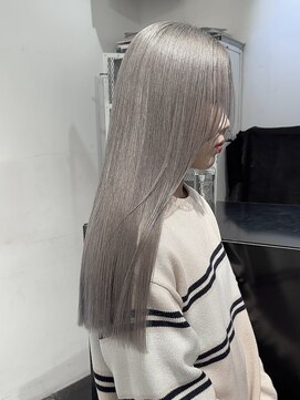 ココ 本八幡(KOKO) #黒髪#小顔#クラゲヘアー#オリーブグレー#ココアベージュ#美髪