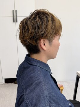 ビューナゴヤ 名駅(VIEW NAGOYA) メンズ/サーフカール/刈り上げセンターパート/波巻きツイスパ