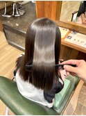 乾かすだけでツヤツヤに◎/縮毛矯正