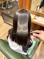 グリーンズ(Greens)&nbsp;乾かすだけでツヤツヤに◎/縮毛矯正