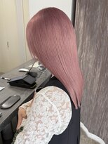 エンヴィー(ENVY) 透明感のあるピンクヘア
