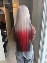 ラニヘアサロン(lani hair salon)&nbsp;ホワイトベージュ×レッド/アンブレラカラー/インナーカラー/