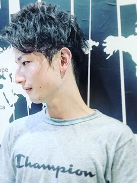 バーバーズ ミックスアップ(BARBERs MiXXUP) 爽やかな印象の黒髪パーマ