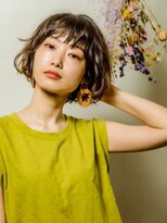 大人のほつれショートボブ