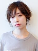 大人カジュアルなヌケ感マッシュショート前髪ありなし30代40代