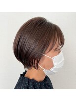 ネウィ 川崎(newi)&nbsp;大人可愛い20代30代40代小顔魅せワンサイドショートボブ前下がり