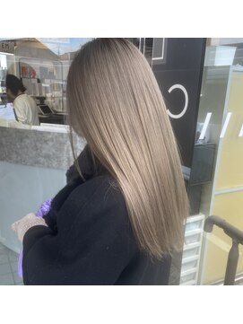 クレーデヘアーズ 相田店(Crede hair's) ハイトーンの王道☆ミルクティーベージュ☆