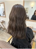 透け感ベージュ