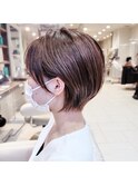 耳掛けくびれショート