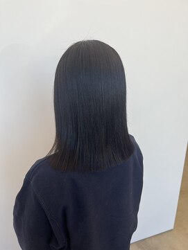 ビーヒアナウ N゜03 金沢駅西店(BE HERE NOW) 【切りっぱなし/髪質改善トリートメント/艶髪/ミディアム】