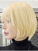 ブロンドショート[新宿駅グレーベージュ/レイヤーロング/黒髪]