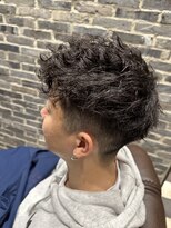 ミリオンバックス 御徒町店(Million Backs)&nbsp;スペインカール/フェード/マッシュ<理容室>[メンズ/眉毛]