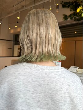 マッシュ グランバーズ 布施(MASHU GRANDVASE) GREEN裾カラー