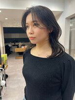 ロット 横浜(lot)&nbsp;黒髪ワンレン韓国風ミディアム×レイヤーカット[横浜駅]