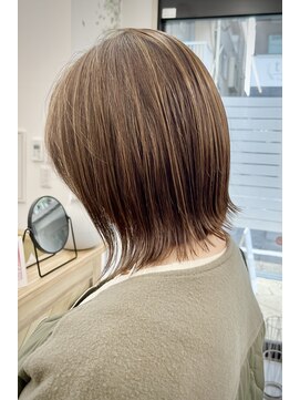 アルトス 浦和(ARTS) 切りっぱなしボブ3Dハイライトカラー浦和美容室ARTS荒巻充