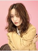 ベージュカラー　ミディアムヘア　10代/20代