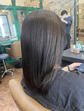 ヘアーラウンジ アンフィ 井土ヶ谷(Hair Lounge Anphi) 【before after】カーキブラウン