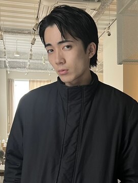 ノイ(noi) センターパートニュアンスパーマ刈り上げツーブロックメンズヘア