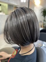 クラッチバイシオンアグリゲイト(CLUTCH by Zi-on aggregate)&nbsp;シャドールーツ×コントラストハイライトバレイヤージュ×艶ボブ