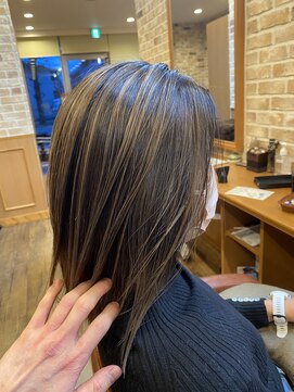 ラ ブレア(La Brea) グレージュバレイヤージュ