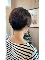 クオン(Quon) 小頭ショート/ハンサムショート/ニュアンスカラー◎30代40代