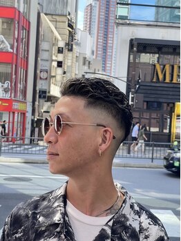 メグロバーバーショップロッポンギ 目黒六(MEGURO BARBER SHOP 6PPONGI)の写真/学生からビジネスマンまで幅広い年代に定評あり◎クオリティの高い技術を求めるならここに決まり！