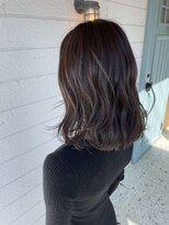 ブルーベイ(BLUE BAY) 髪質改善 大人レイヤー インナーカラー 韓国風 前髪カット 小顔
