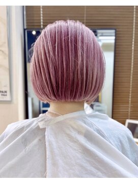 リノショアーズ 日本大通り店(RINOSHORES) ペールピンクベージュボブピンク20代