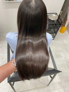 ロウ 札幌(ROW) 酸性ストレート/トリートメント/髪質改善カラー/韓国ヘア/札幌