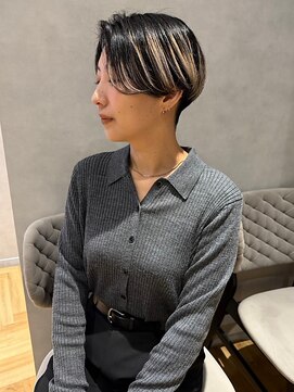 ジルバイジアン(JILL by GIEN) デザインカット/おしゃれハイライト/大人ショート