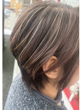 ヒップス(Hip★s) 白髪ぼかしハイライト×ショートカット