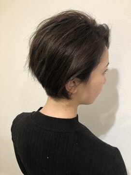 ヘアーデザイン シーベル(HAIR DESIGN SEA BELLE) ブルーバイオレット×刈り上げショート