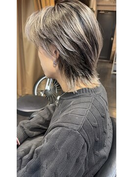 メンズバレイヤージュでつくる立体感ショート