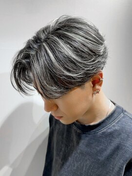 ルーストデラックス 京都河原町三条(ROOST dx) MEN’S HAIR/波巻ツイストスパイラル/フェザーパーマ/京都河原町