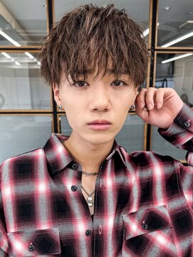 エル 渋谷(L) ビジネスシャドウパーマ×黒髪マッシュショートツーブロック