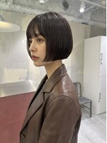 フィグバイアルテフィーチェ(fig by artefice)&nbsp;マッシュウルフボブパーマミルクティーベージュシルバーアッシュ