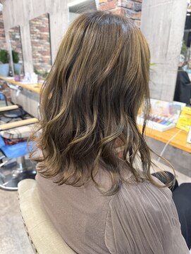 ルーナヘアー(LUNA hair) 巻き髪ロブ/オリーブベージュカラー/オリーブグレージュ20代30代