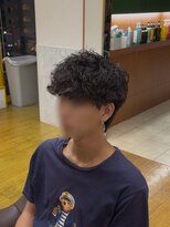 カイノ プラットプラット店(KAINO)&nbsp;波巻きシャドウパーマ/眉毛カット