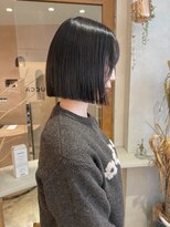 ユッカ 梅田(YUCCA) 【 YUCCA 】大人可愛い切りっぱなしボブ/地下風カラー