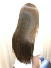 【極上の仕上がり=アミポリストリートメント】女性の第一印象は髪でキマル。パサパサ髪は卒業！髪質改善を