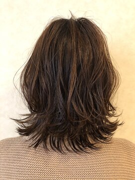 コバコ(Cobaco) 切りっぱなしボブ×レイヤー